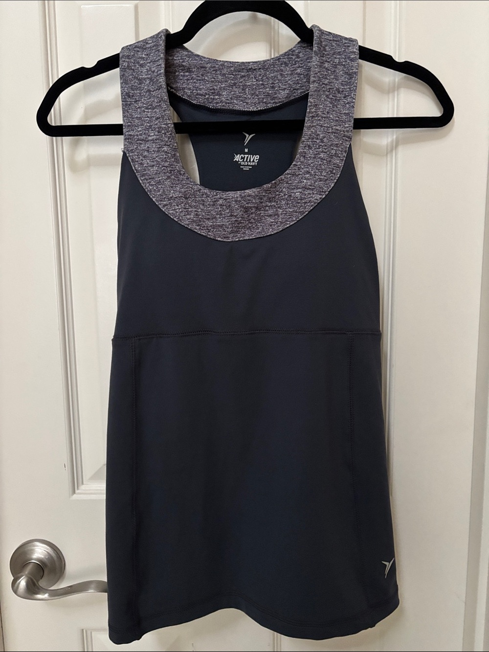Old Navy Gray and Heathered Gray Active Tank Top
